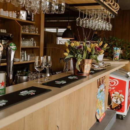 De La Rue Vakantiesuites Sleeuwijk Exteriör bild