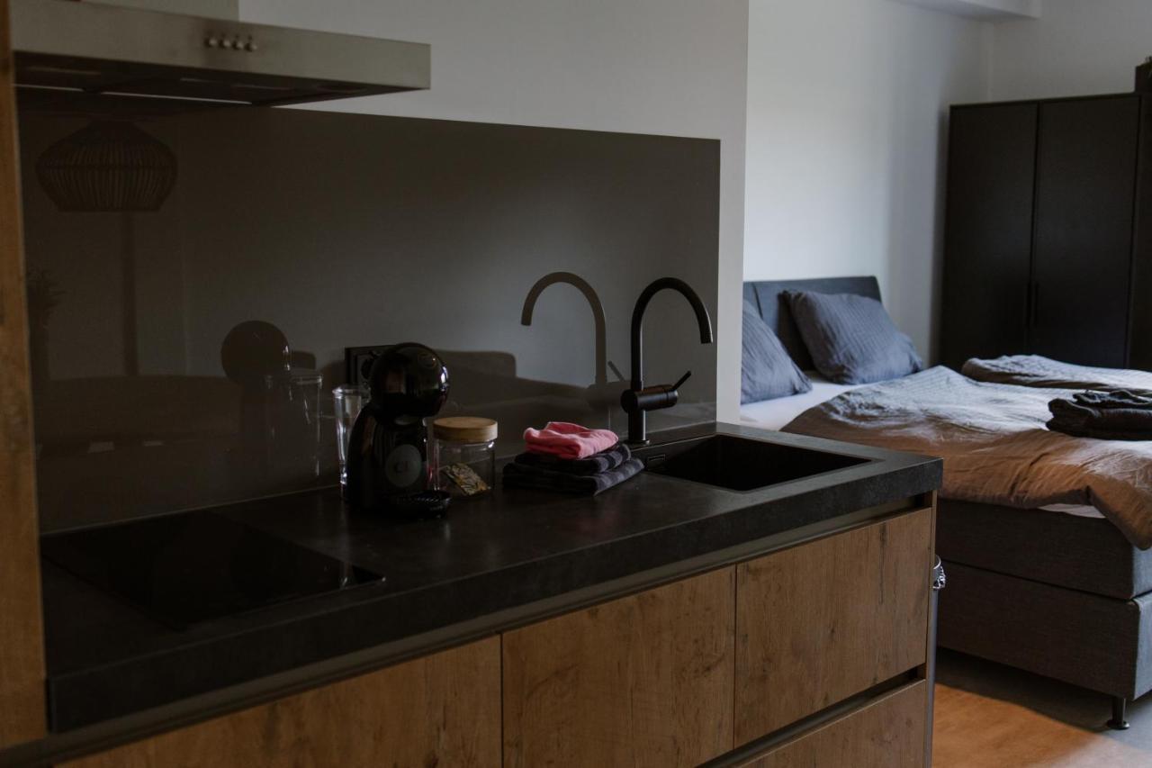 De La Rue Vakantiesuites Sleeuwijk Exteriör bild