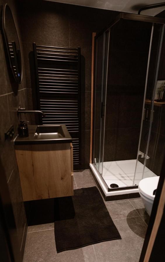 De La Rue Vakantiesuites Sleeuwijk Exteriör bild