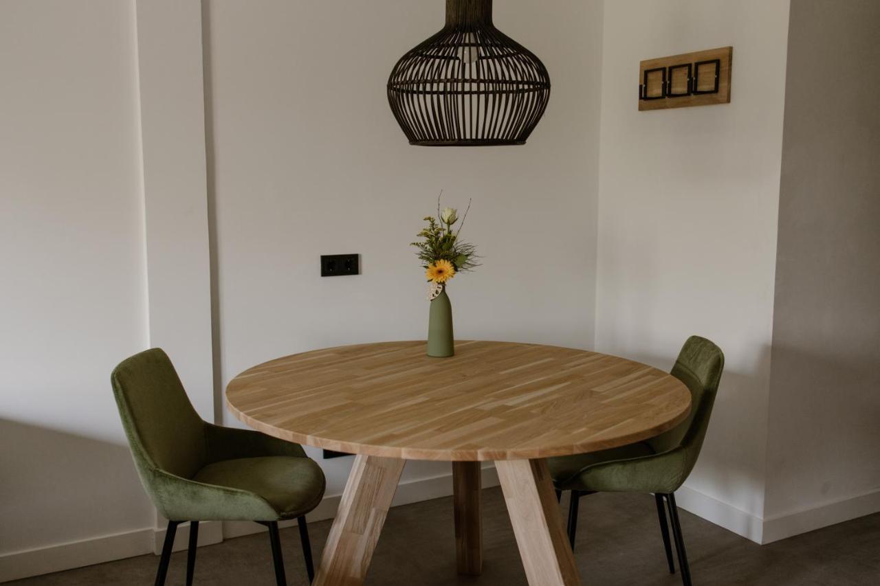 De La Rue Vakantiesuites Sleeuwijk Exteriör bild