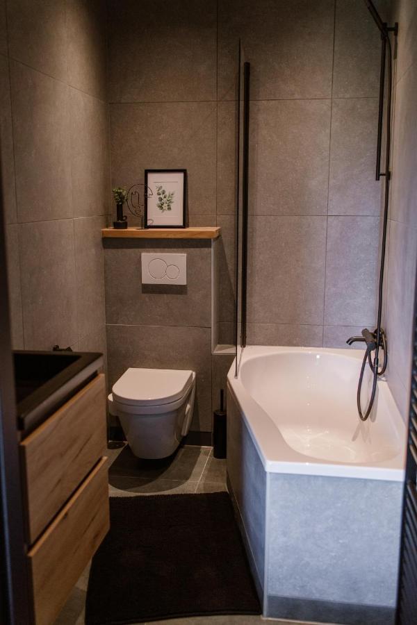 De La Rue Vakantiesuites Sleeuwijk Exteriör bild